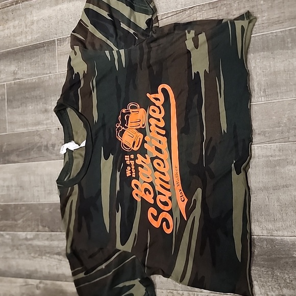 Clay Walker We All Need A Bar Sometime Camo Cropped Tee Top Shirt Merch Small - Picture 2 of 5